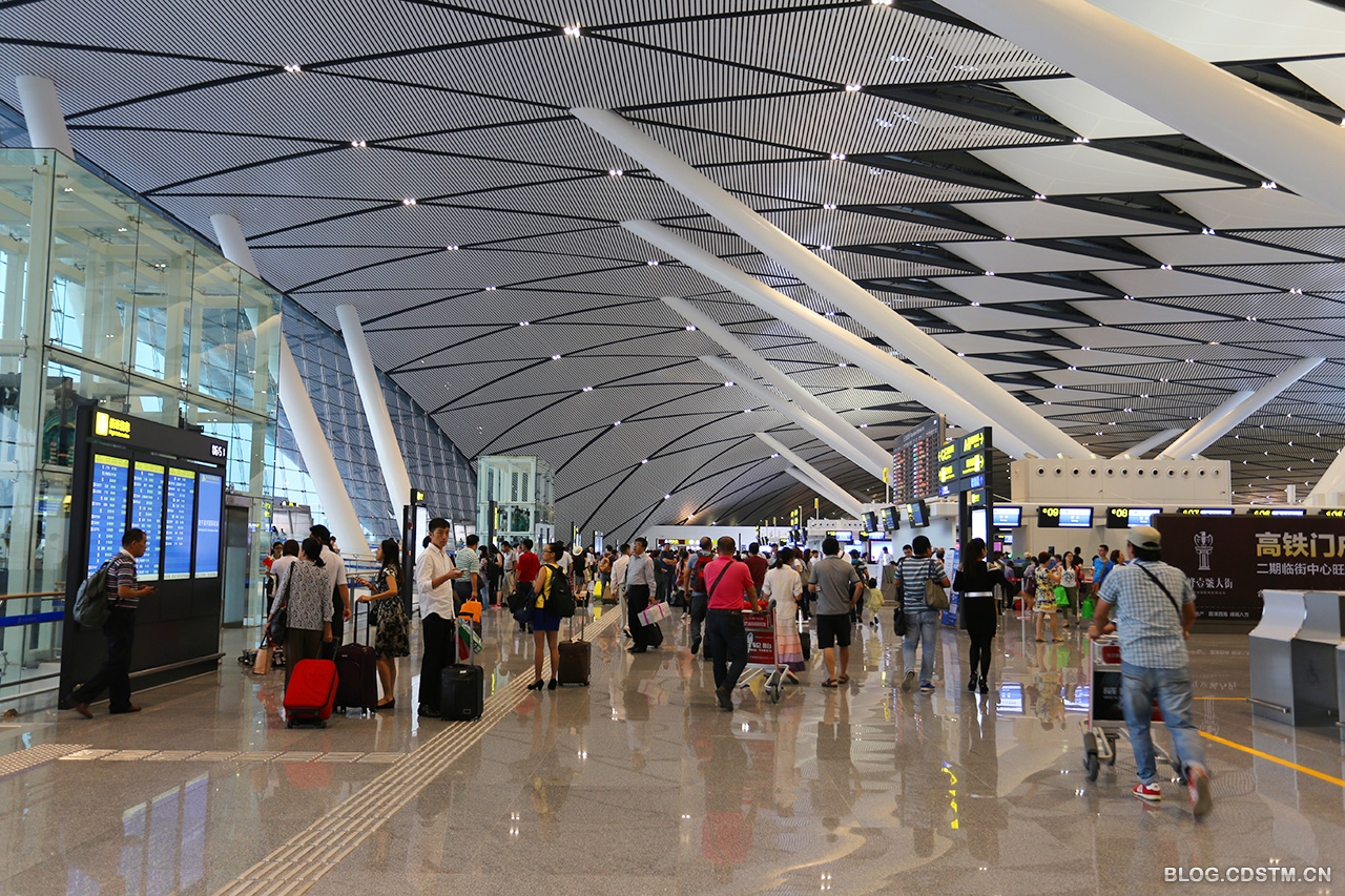 上海浦东机场T1航站楼——冰冷工厂的体验 - 知乎