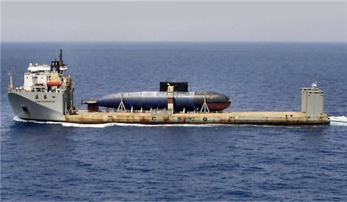 1999年12月,中远航运股份有限公司向广船国际订造了"泰安口"号18000