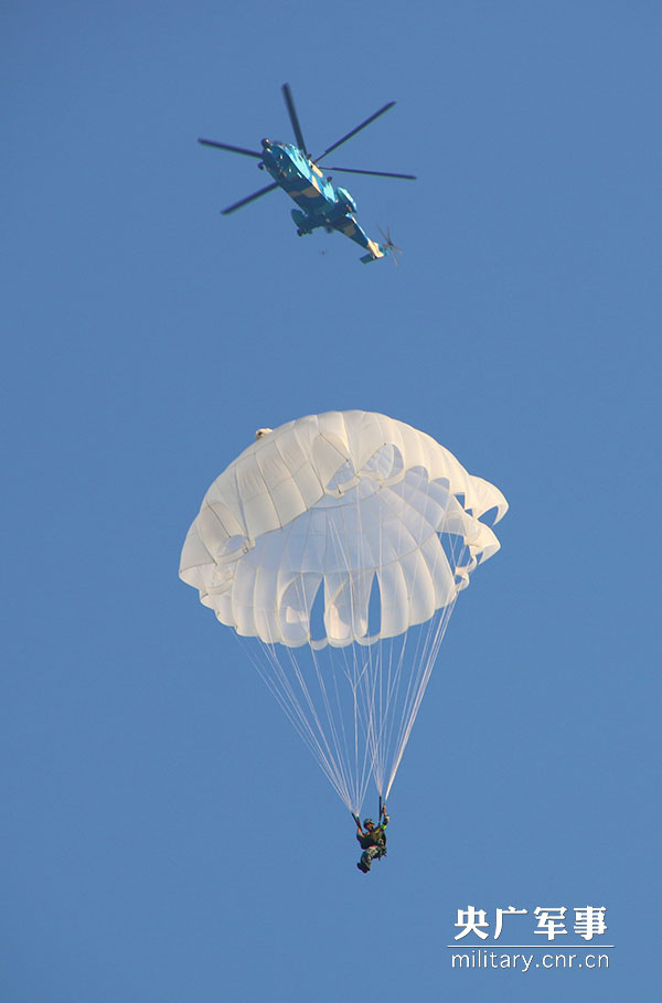 空降排2017国际军事比赛5国角逐空降与急行军