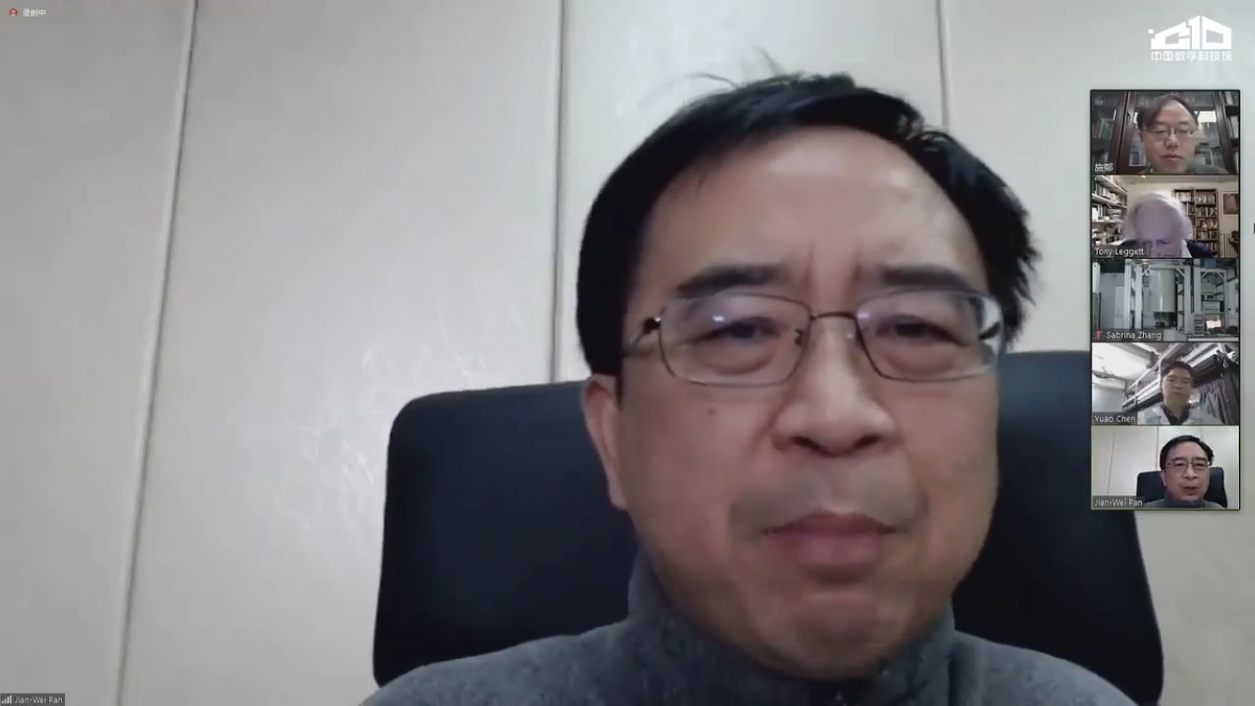 科学家;现场连线