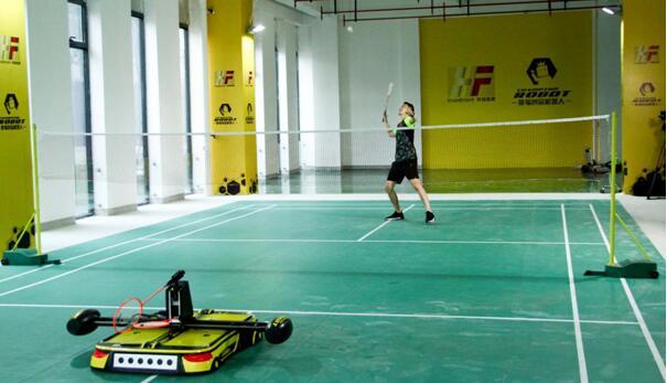 世界机器人大会版《极限挑战》开播 姚明王励勤聚智参演