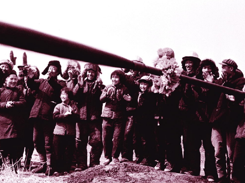 松基三井喜喷工业油流 松基三井喜喷工业油流