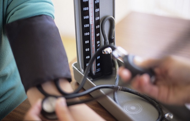 收缩压高舒张压低,该不该吃降压药