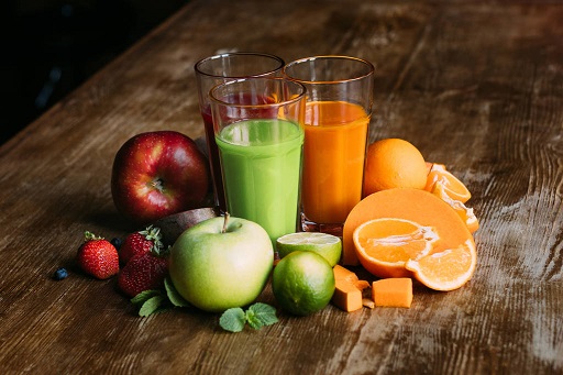 喝鲜榨果汁更易发胖,鲜榨果汁不能代替水果