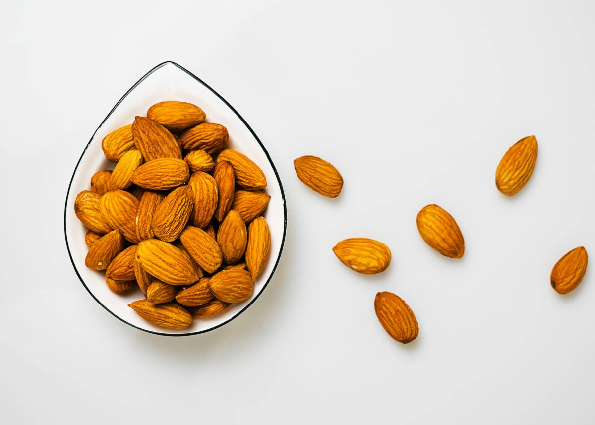 桃仁,活血化瘀,止痛