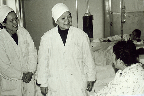 张丽珠,著名妇产科学家,中国大陆首例试管婴儿缔造者