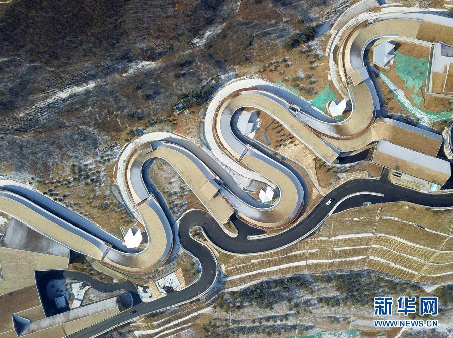 国家高山滑雪中心赛道,北京冬奥会场馆设计,雪游龙