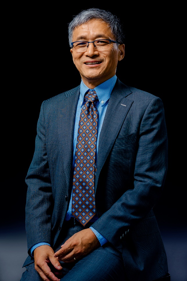 张寿武 普林斯顿大学数学系教授、美国艺术与科学学院院士、未来科学大奖科学委员会委员