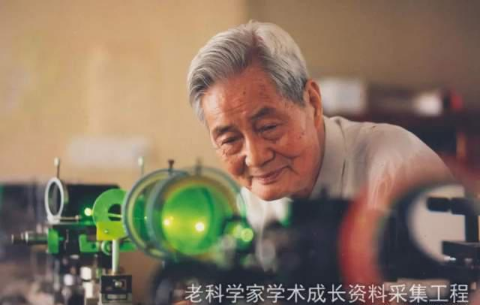 应崇福 应崇福