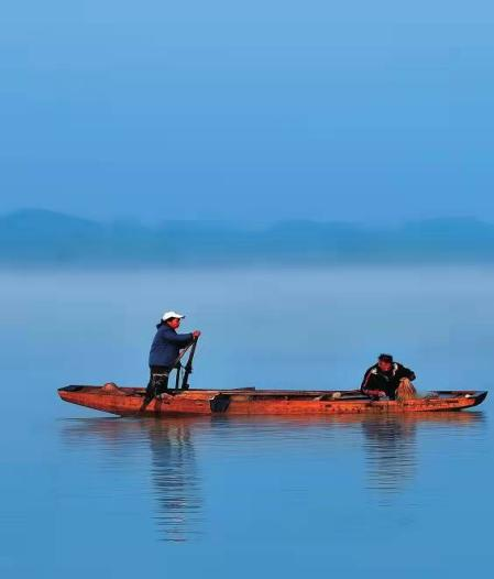 独木舟,独木舟的历史,桨的发明 独木舟,独木舟的历史,桨的发明