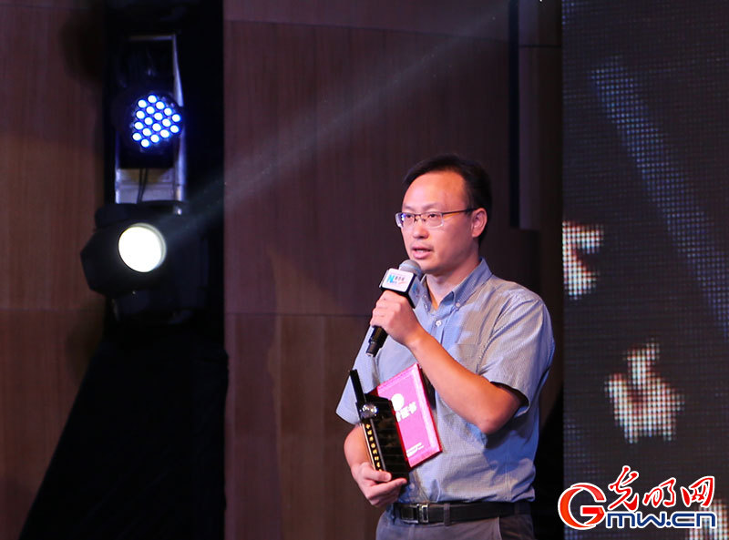 d8cb8a4d0aa6194084f441