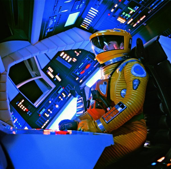 《2001:太空奥德赛》:准确得惊人的未来主义