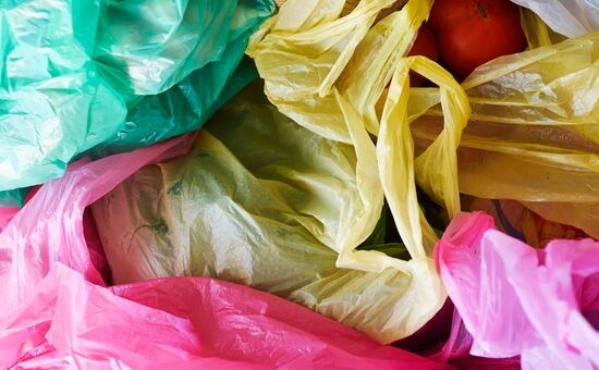 高效!科学家发明一种新型催化方法,1小时内废塑料“变身”航空燃料 高效!科学家发明一种新型催化方法,1小时内废塑料“变身”航空燃料