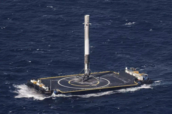 太空碎片，火箭回收