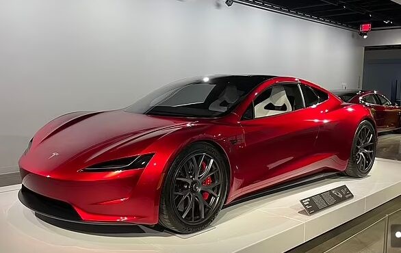 马斯克使出杀手锏！特斯拉Roadster跑车装上SpaceX火箭推进器 1.1秒从0加速至60迈/时