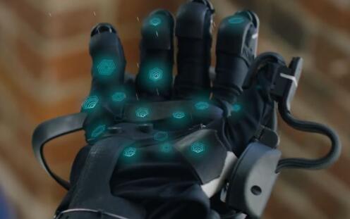 新型触觉感应手套，能代替中医把脉，感受脉搏的跳动