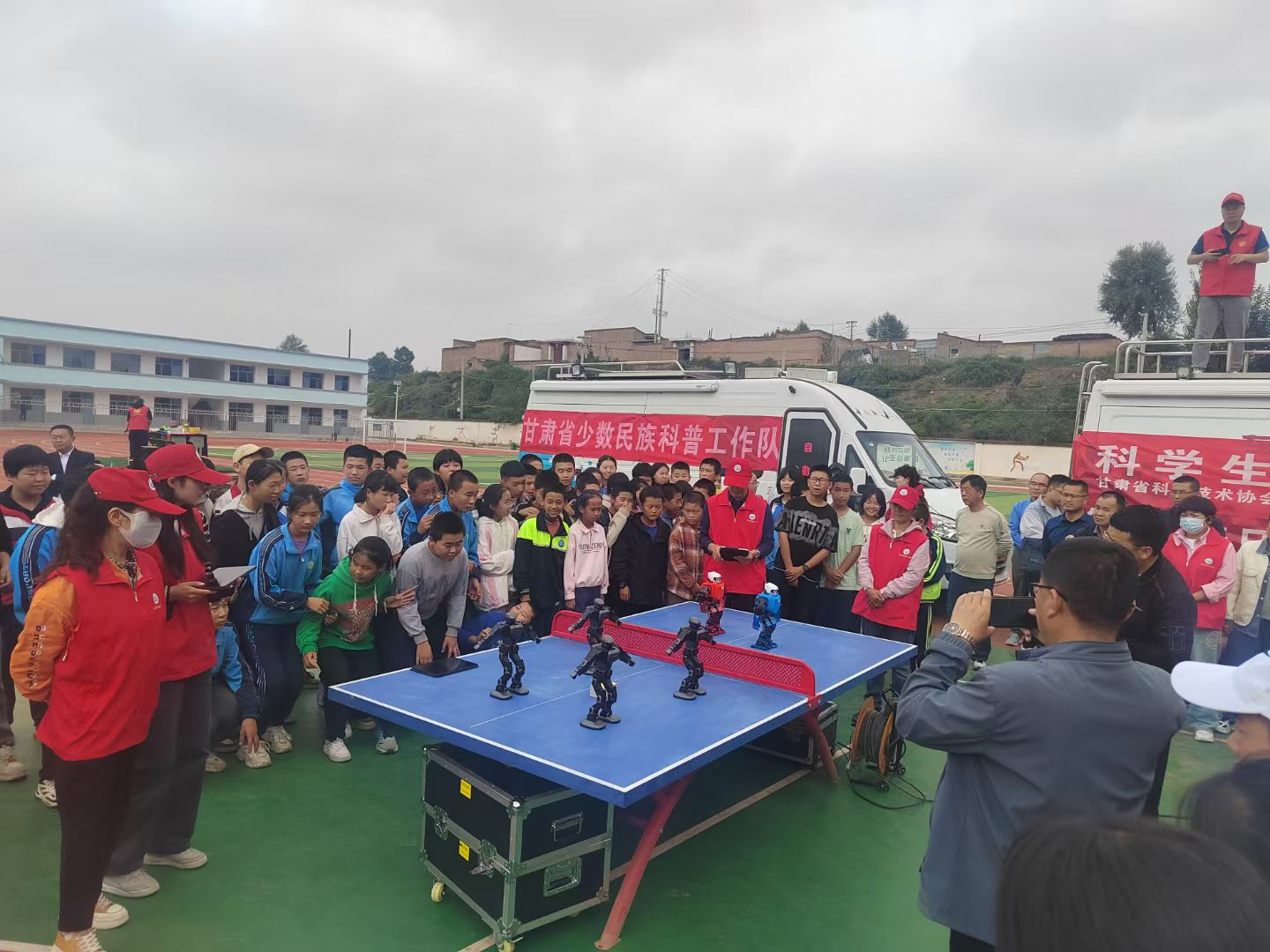 科普大篷车进校园