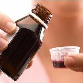 藿香正气水和头孢一起服用会产生剧毒？