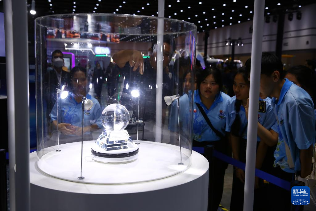 嫦娥五号月壤样品