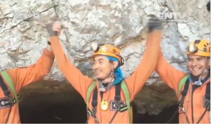 航天征途,洞穴训练