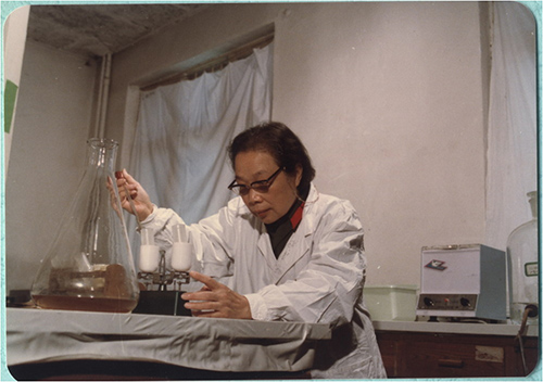 黄翠芬,中国工程院院士,中国基因工程创始人之一 黄翠芬,中国工程院院士,中国基因工程创始人之一