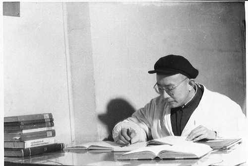 黄维垣,中国科学院院士,我国有机氟化学的奠基人之一 黄维垣,中国科学院院士,我国有机氟化学的奠基人之一