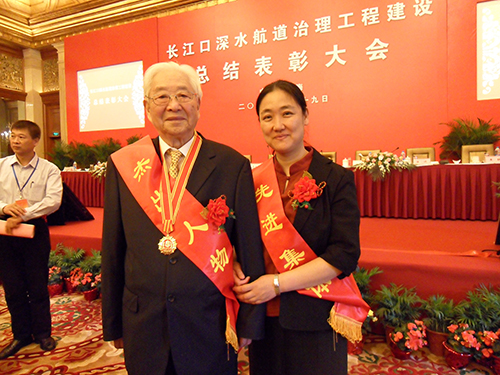 陈吉余,中国工程院院士,我国河口海岸学奠基人