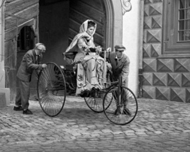 妇女节;女性;性别;男强女弱