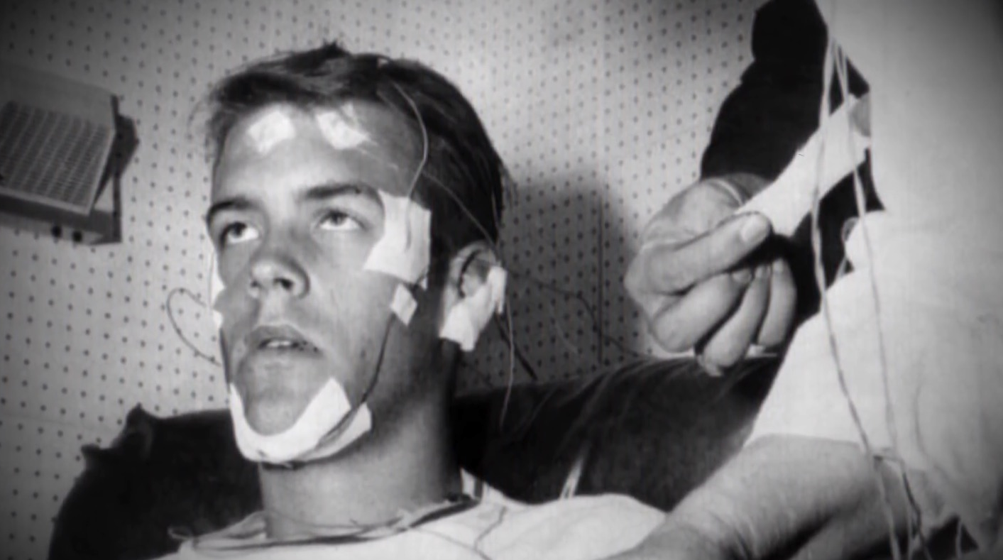 睡;睡眠;睡眠不足