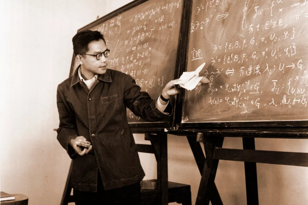 吴文俊;人民科学家;数学世界