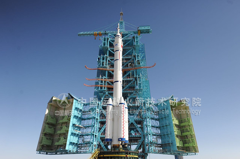 长二F火箭发射
